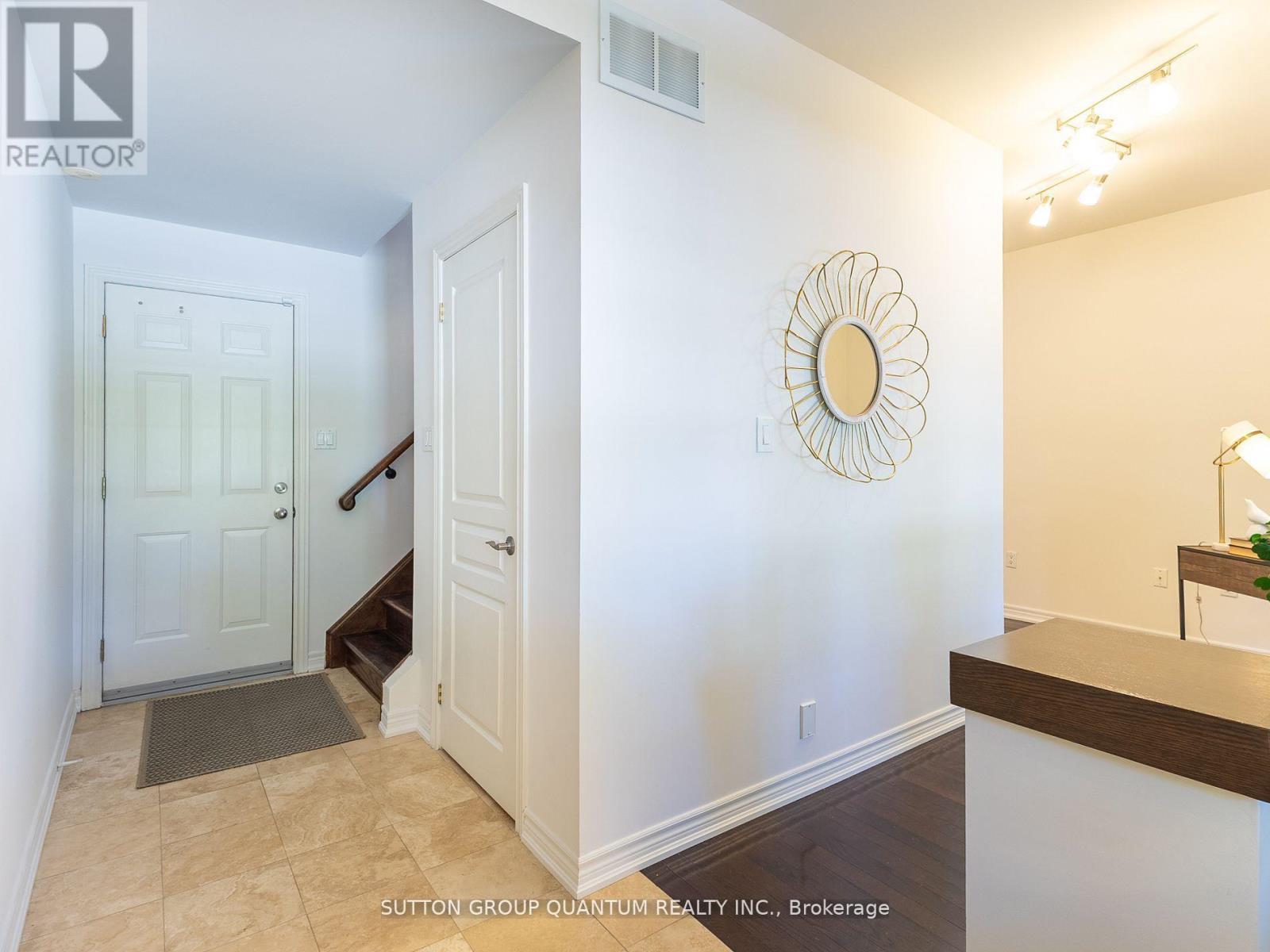 50 Rosewood Avenue, Mississauga, ON - Indoor Photo Showing Other Room