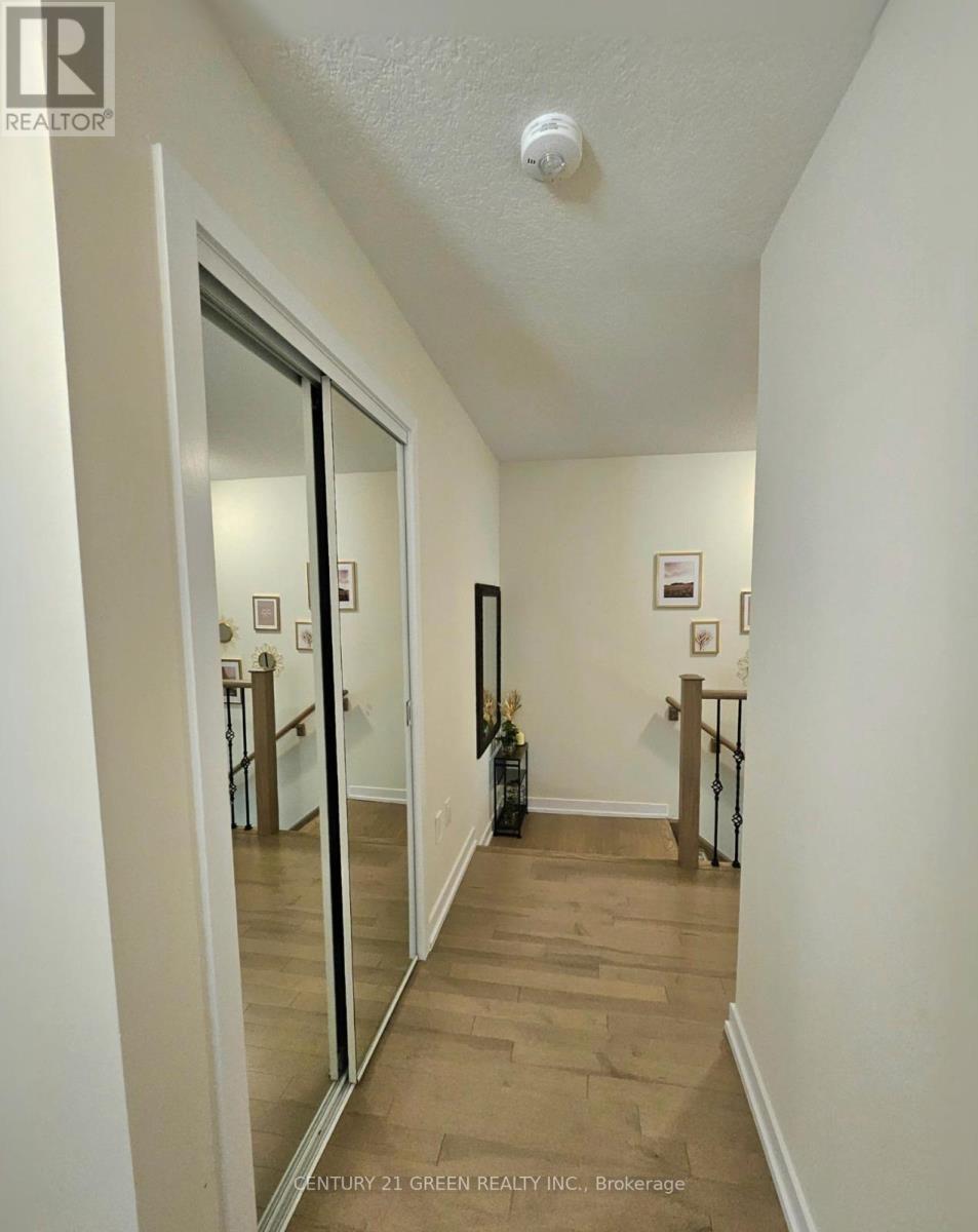 50 Sunflower Crescent, Thorold, ON - Indoor Photo Showing Other Room