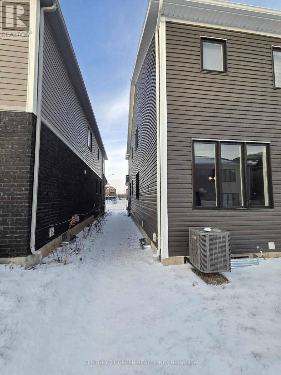 50 Sunflower Crescent, Thorold, ON - Outdoor With Exterior