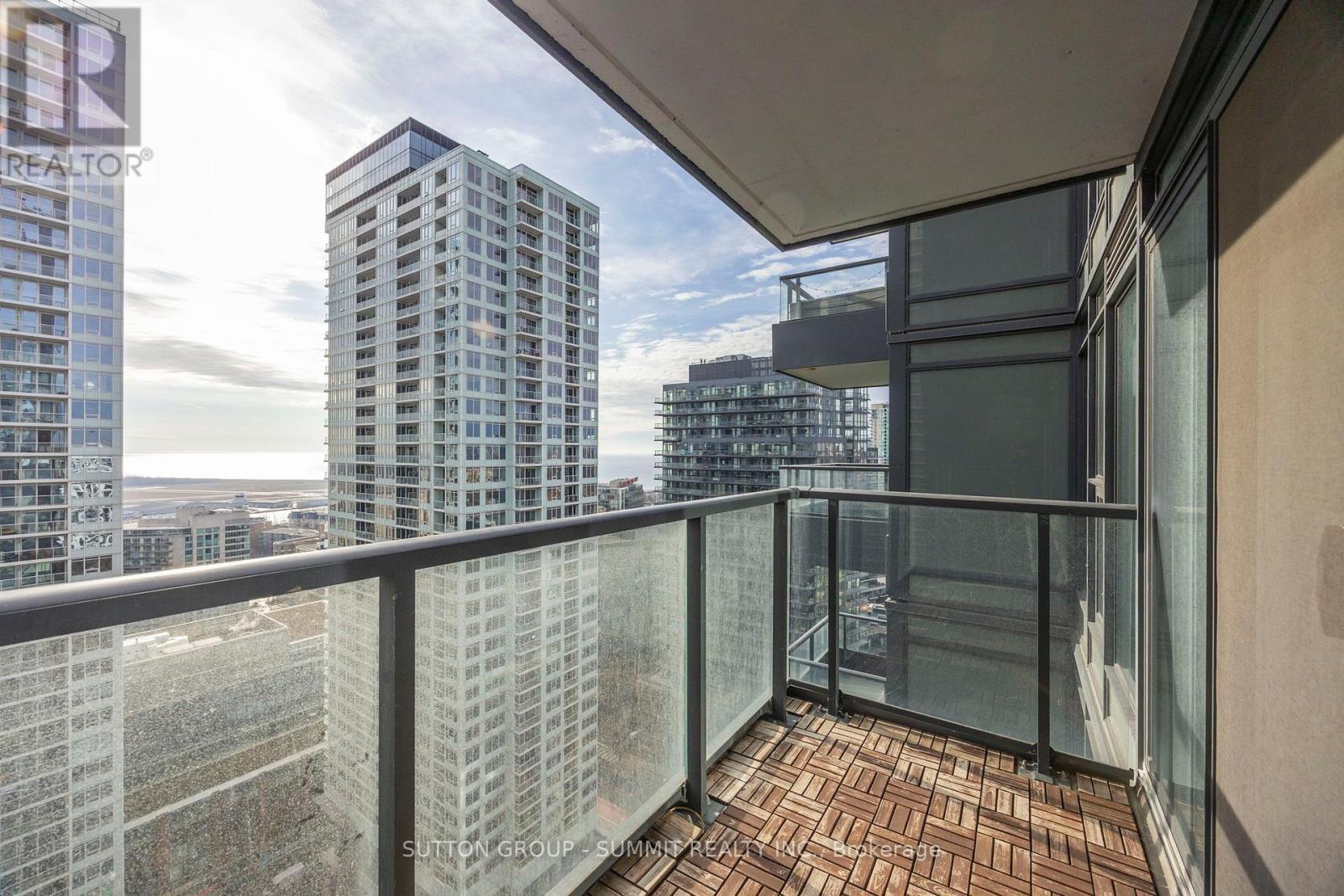 2901 - 70 Queens Wharf Road, Toronto, ON - Outdoor With Exterior