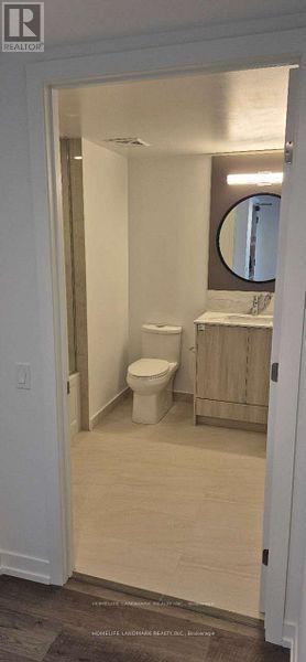 1807 - 771 Yonge Street, Toronto, ON - Indoor Photo Showing Bathroom