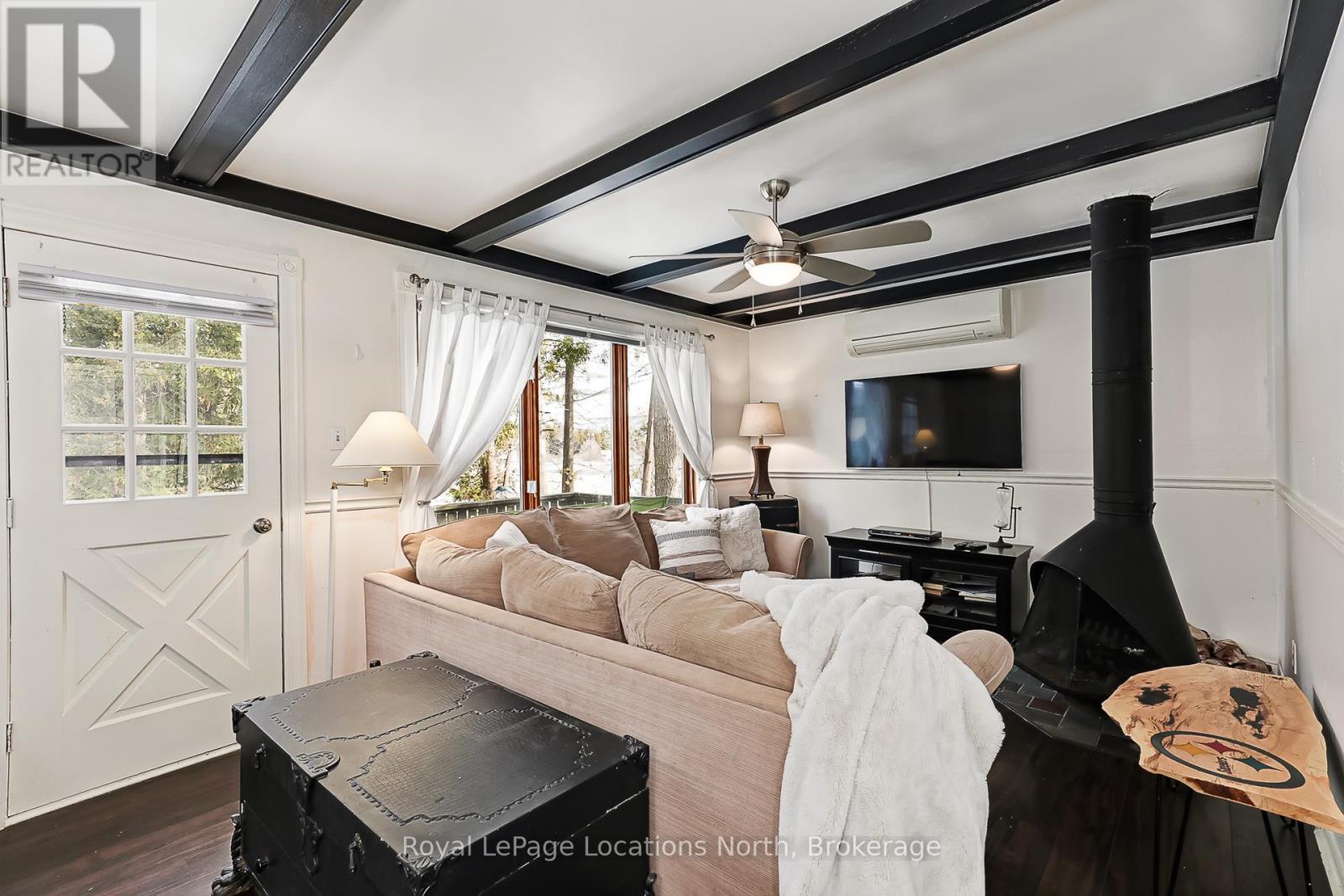 2 Sunset Court, Collingwood, ON - Indoor Photo Showing Other Room