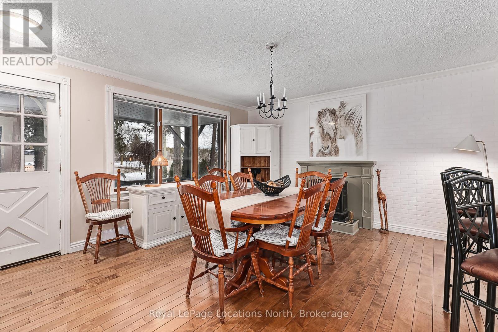 2 Sunset Court, Collingwood, ON - Indoor Photo Showing Dining Room