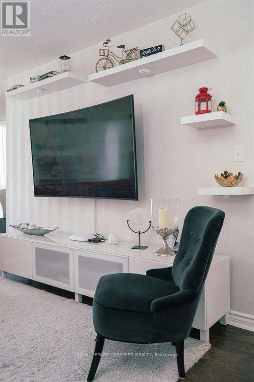 1907 - 145 Hillcrest Avenue, Mississauga, ON - Indoor Photo Showing Other Room