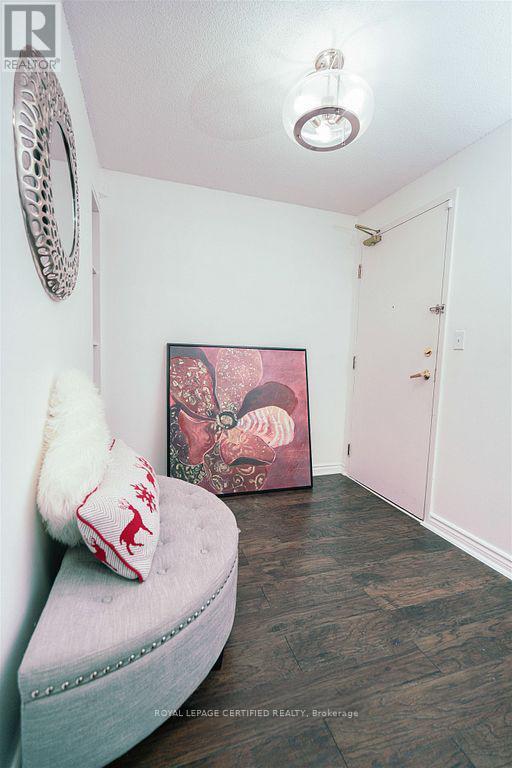 1907 - 145 Hillcrest Avenue, Mississauga, ON - Indoor Photo Showing Other Room