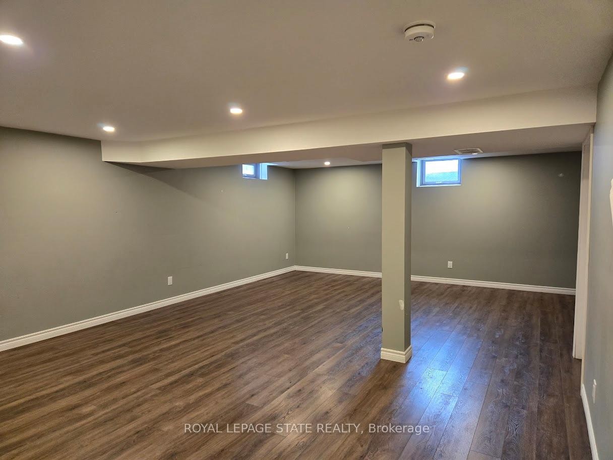 71 Cobblestone Drive, Brant, ON - Indoor Photo Showing Basement