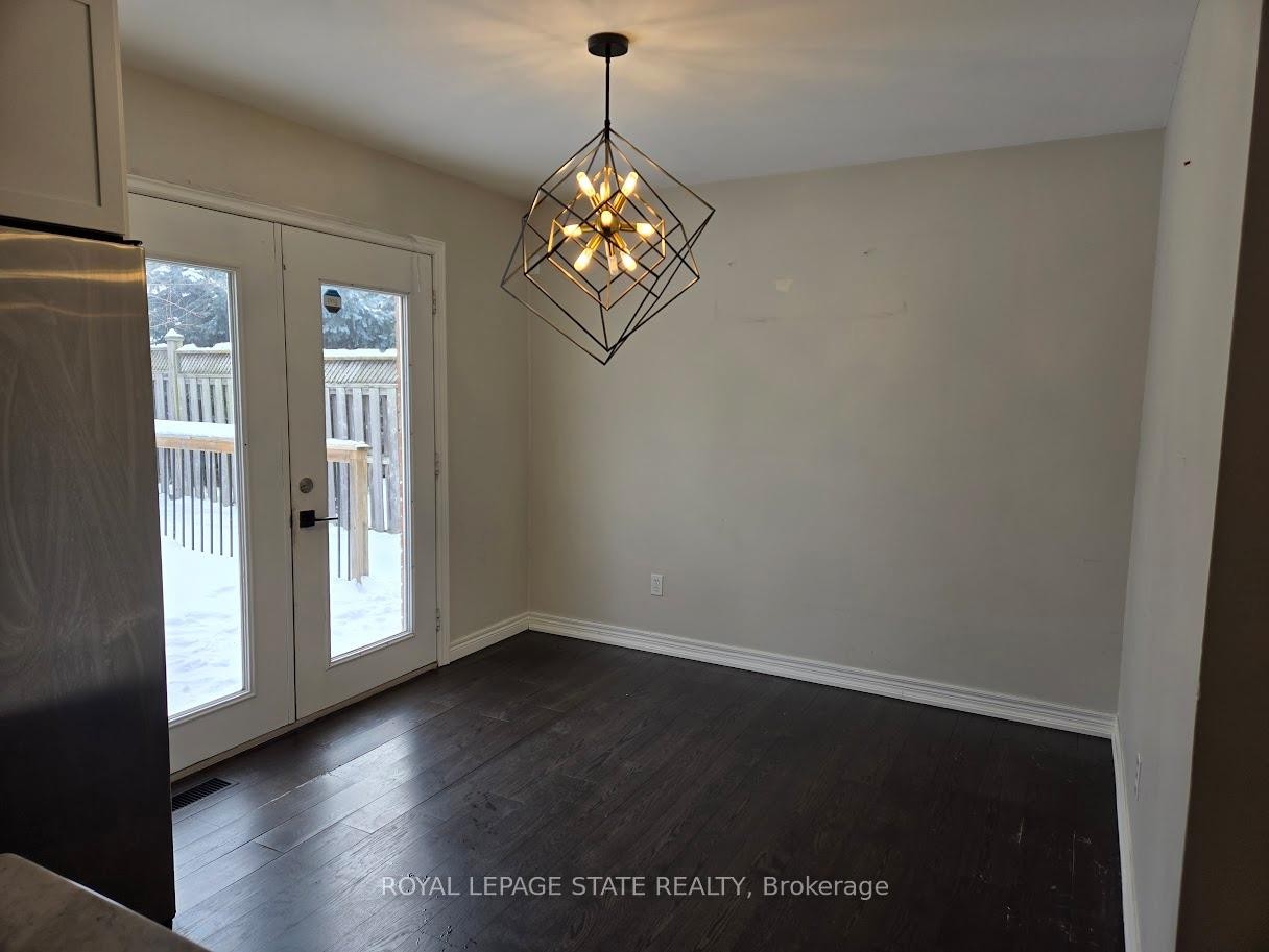 71 Cobblestone Drive, Brant, ON - Indoor Photo Showing Other Room