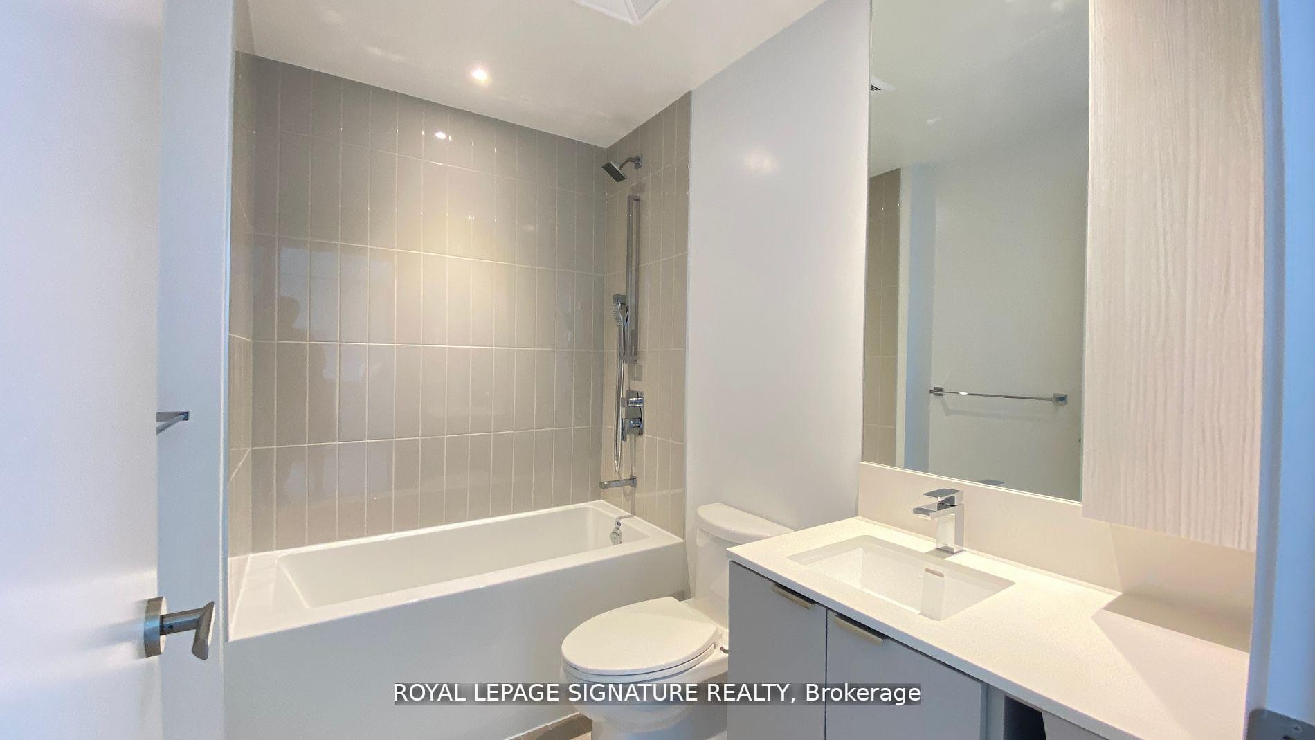 3508-3883 Quartz Road, Mississauga, ON - Indoor Photo Showing Bathroom