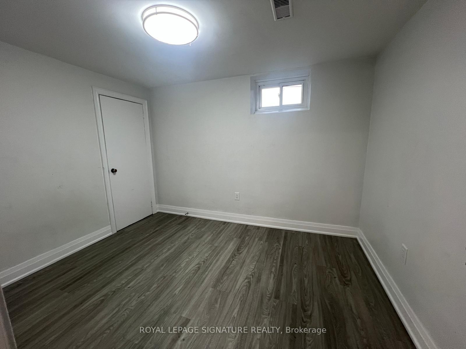 Bsmnt-552 Monteith Avenue S, Oshawa, ON - Indoor Photo Showing Other Room