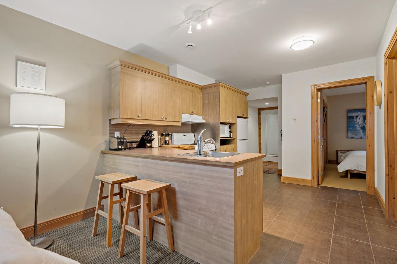 Kitchen - 864 Rue Coupal, Mont-Tremblant, QC - Indoor Photo Showing Kitchen