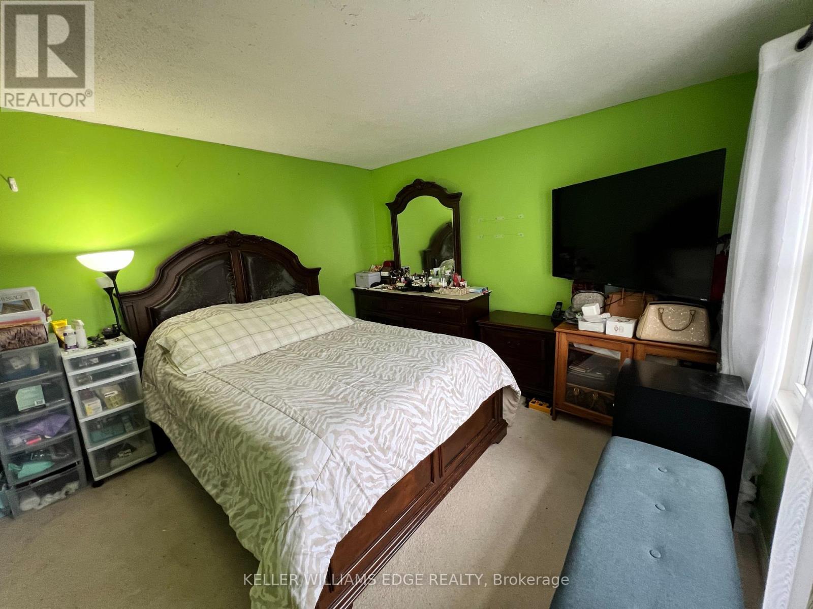 44 - 1300 Upper Ottawa Street, Hamilton, ON - Indoor Photo Showing Bedroom