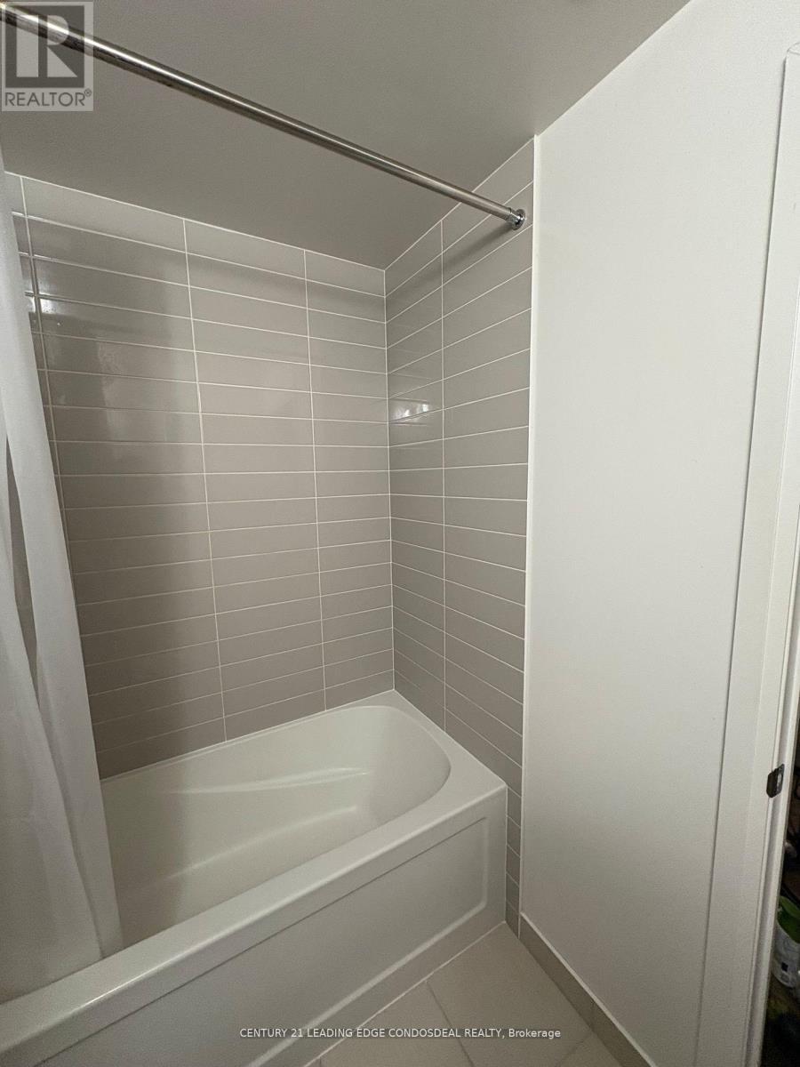 1110 - 17 Zorra Street, Toronto, ON - Indoor Photo Showing Bathroom