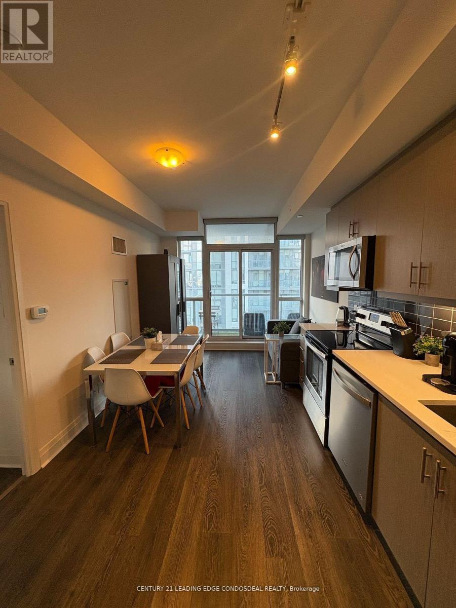1110 - 17 Zorra Street, Toronto, ON - Indoor Photo Showing Kitchen