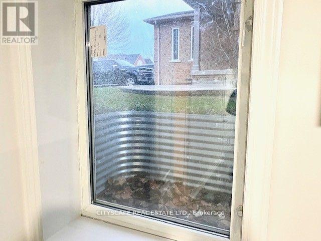 2B - 6421 Donway Drive, Mississauga, ON - Photo Showing Other Room