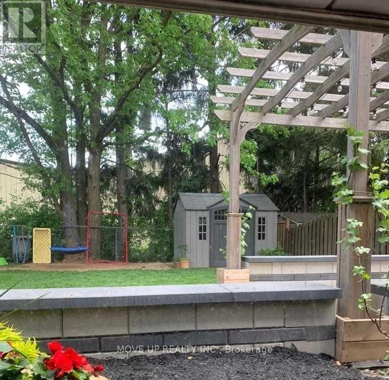 3384 Hannibal Road, Burlington, ON - Outdoor