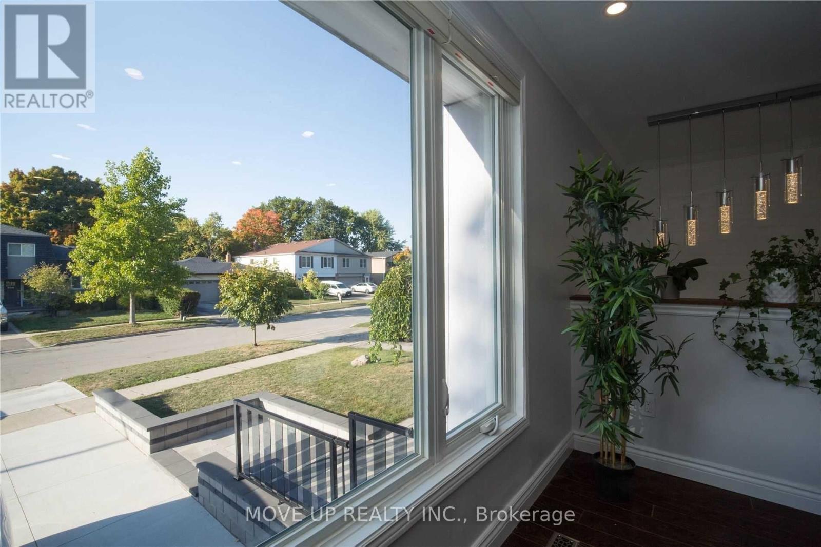 3384 Hannibal Road, Burlington, ON -