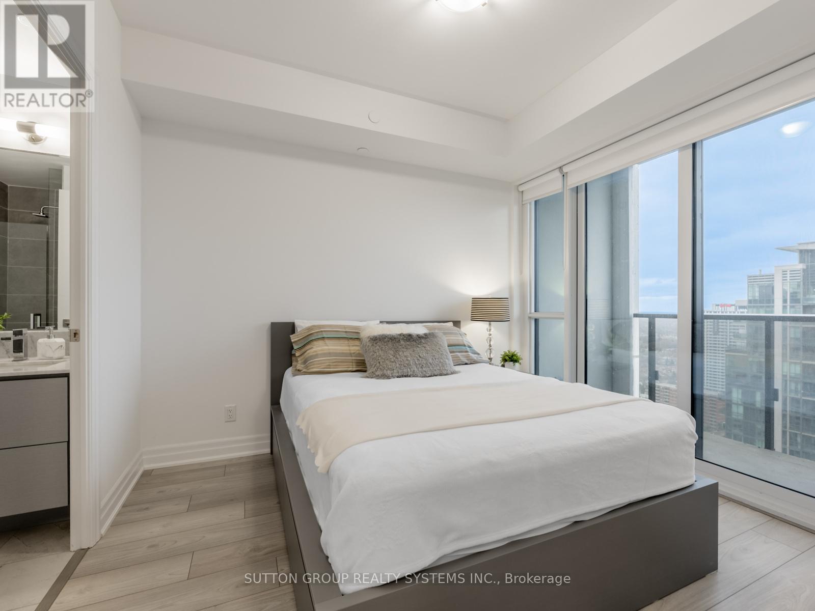 3206 - 36 Elm Drive W, Mississauga, ON - Indoor Photo Showing Bedroom