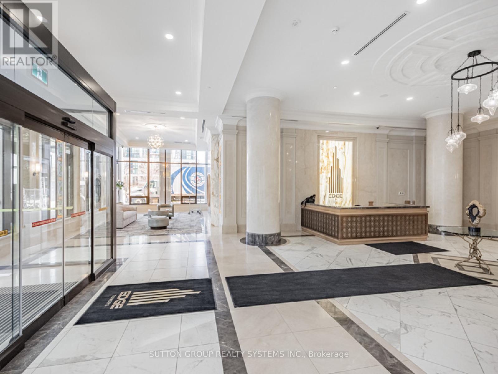 3206 - 36 Elm Drive W, Mississauga, ON - Indoor Photo Showing Other Room