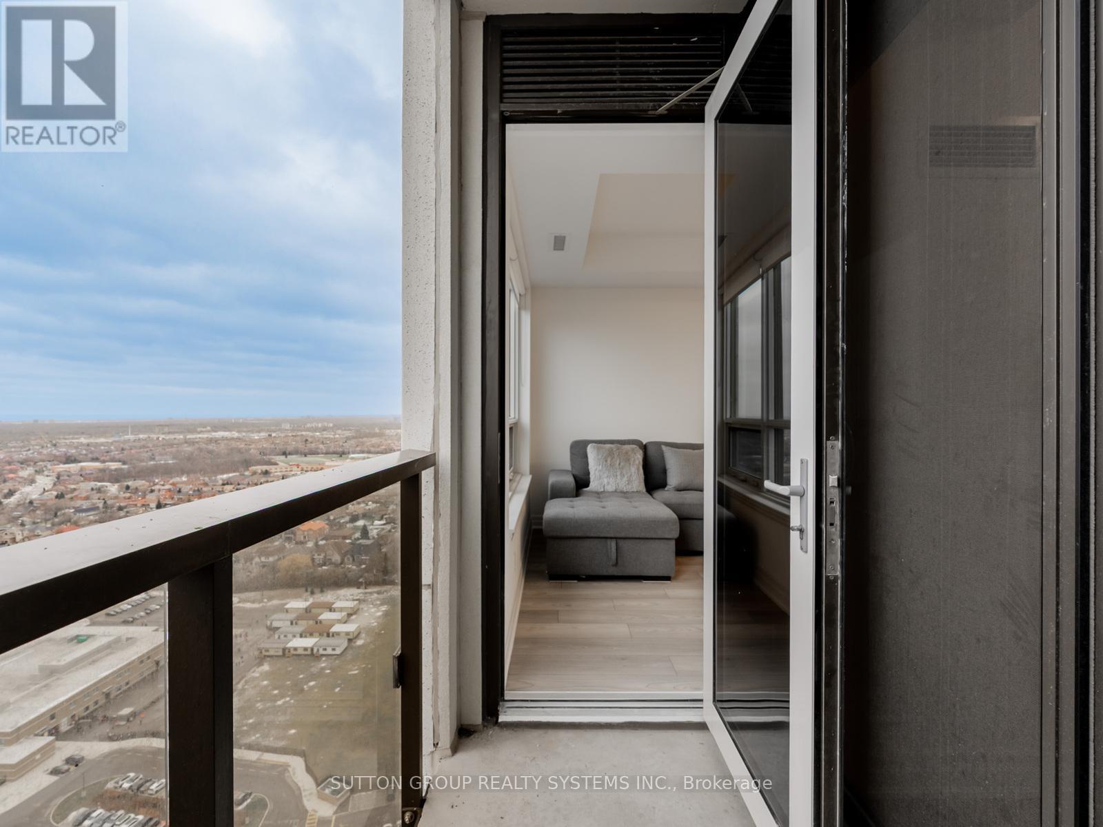 3206 - 36 Elm Drive W, Mississauga, ON - Outdoor With Exterior