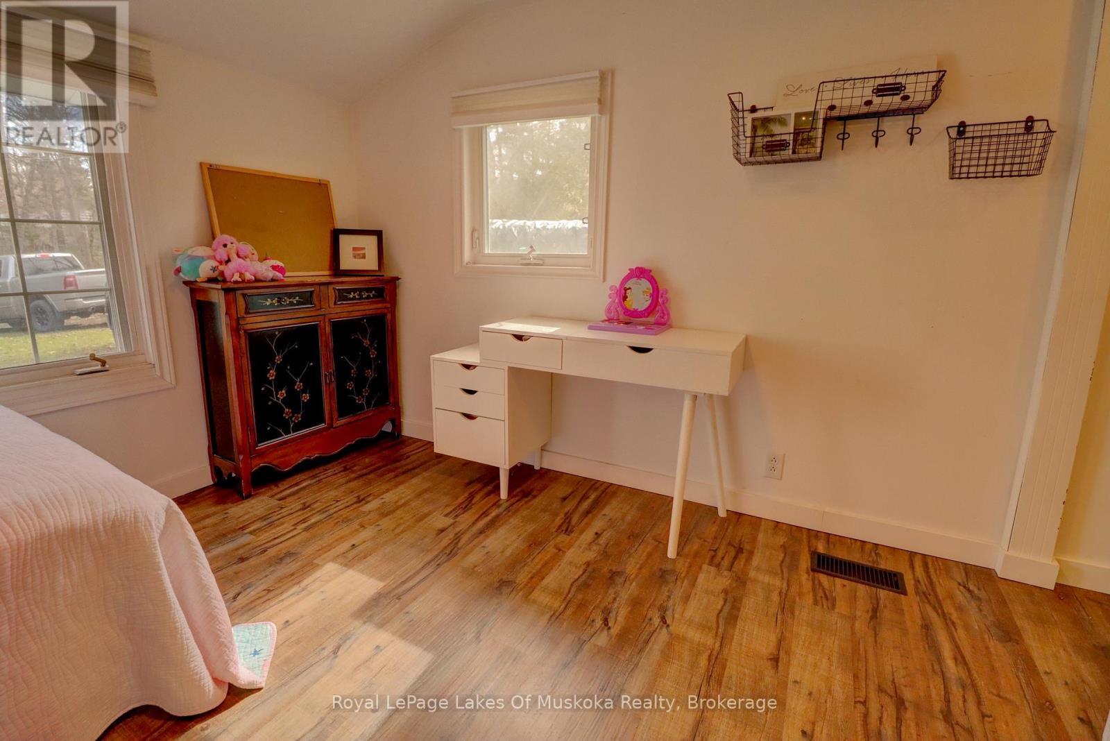 6 Hibberd Lane, Huntsville (Chaffey), ON - Indoor Photo Showing Other Room