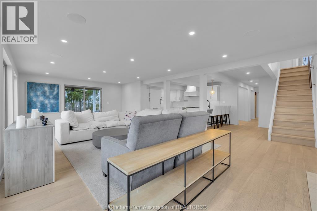 434 Front Road, Norfolk County, ON - Indoor