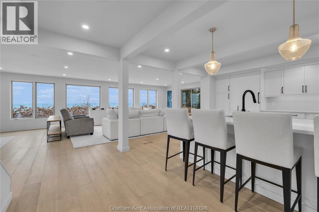 434 Front Road, Norfolk County, ON - Indoor