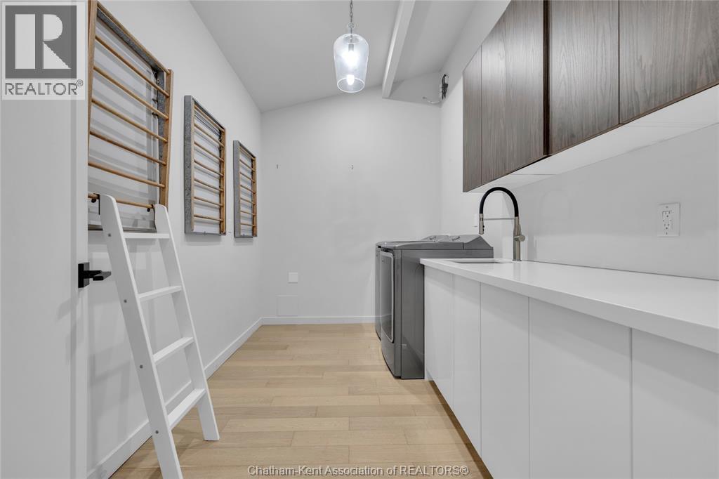 434 Front Road, Norfolk County, ON - Indoor