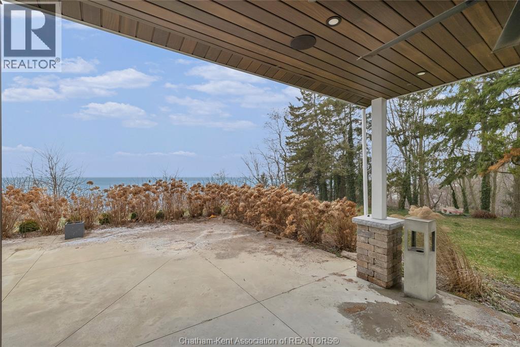 434 Front Road, Norfolk County, ON - Outdoor With Deck Patio Veranda