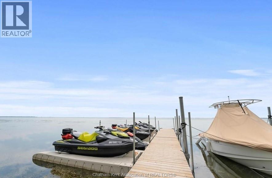 434 Front Road, Norfolk County, ON - Outdoor With Body Of Water With View