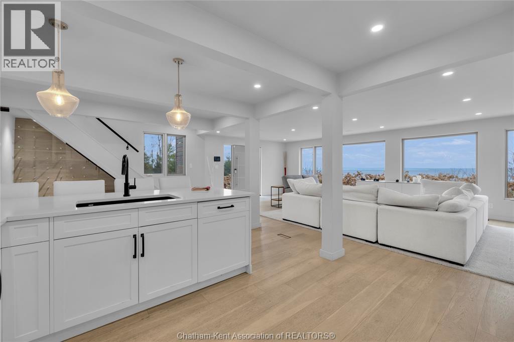 434 Front Road, Norfolk County, ON - Indoor