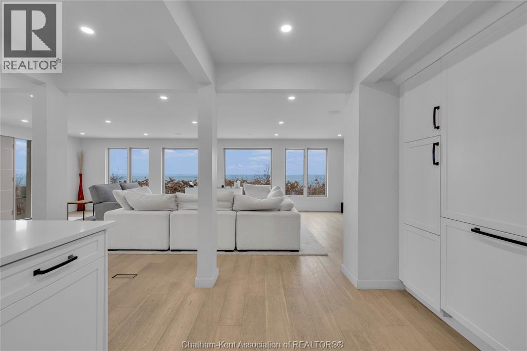 434 Front Road, Norfolk County, ON - Indoor