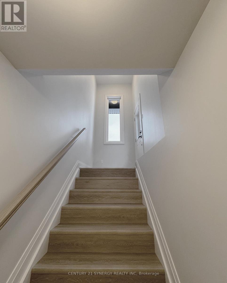 822 Namur Street, Russell, ON - Indoor Photo Showing Other Room