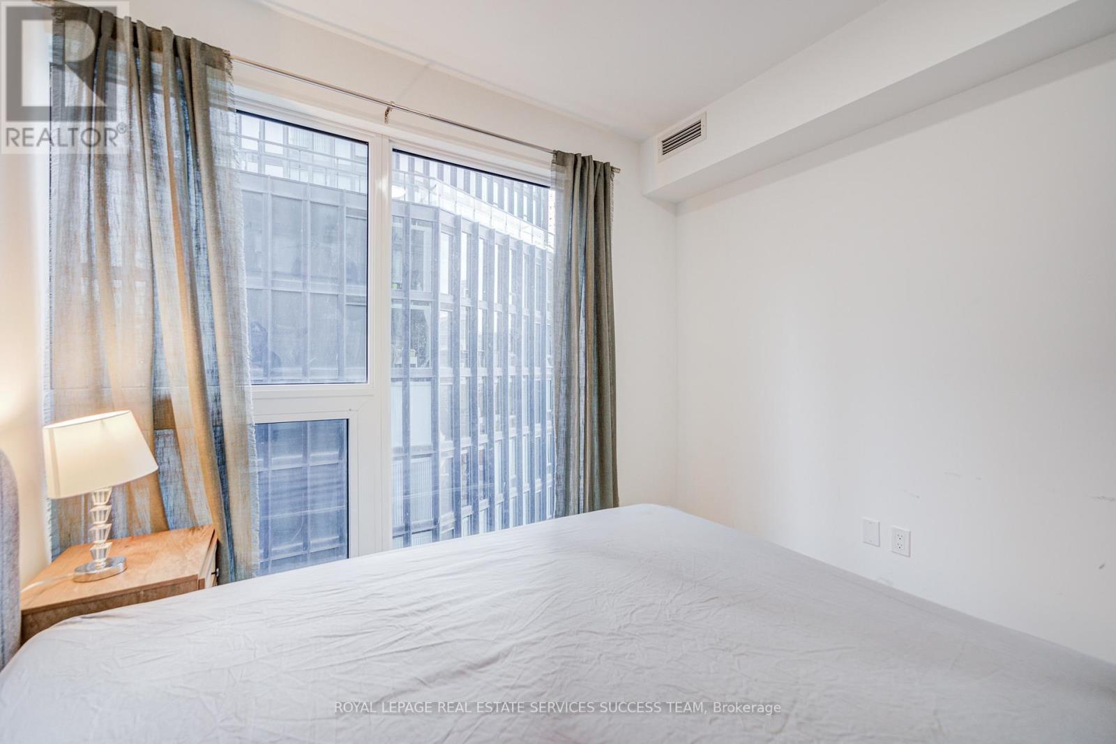 903 - 82 Dalhousie Street, Toronto, ON - Indoor Photo Showing Bedroom