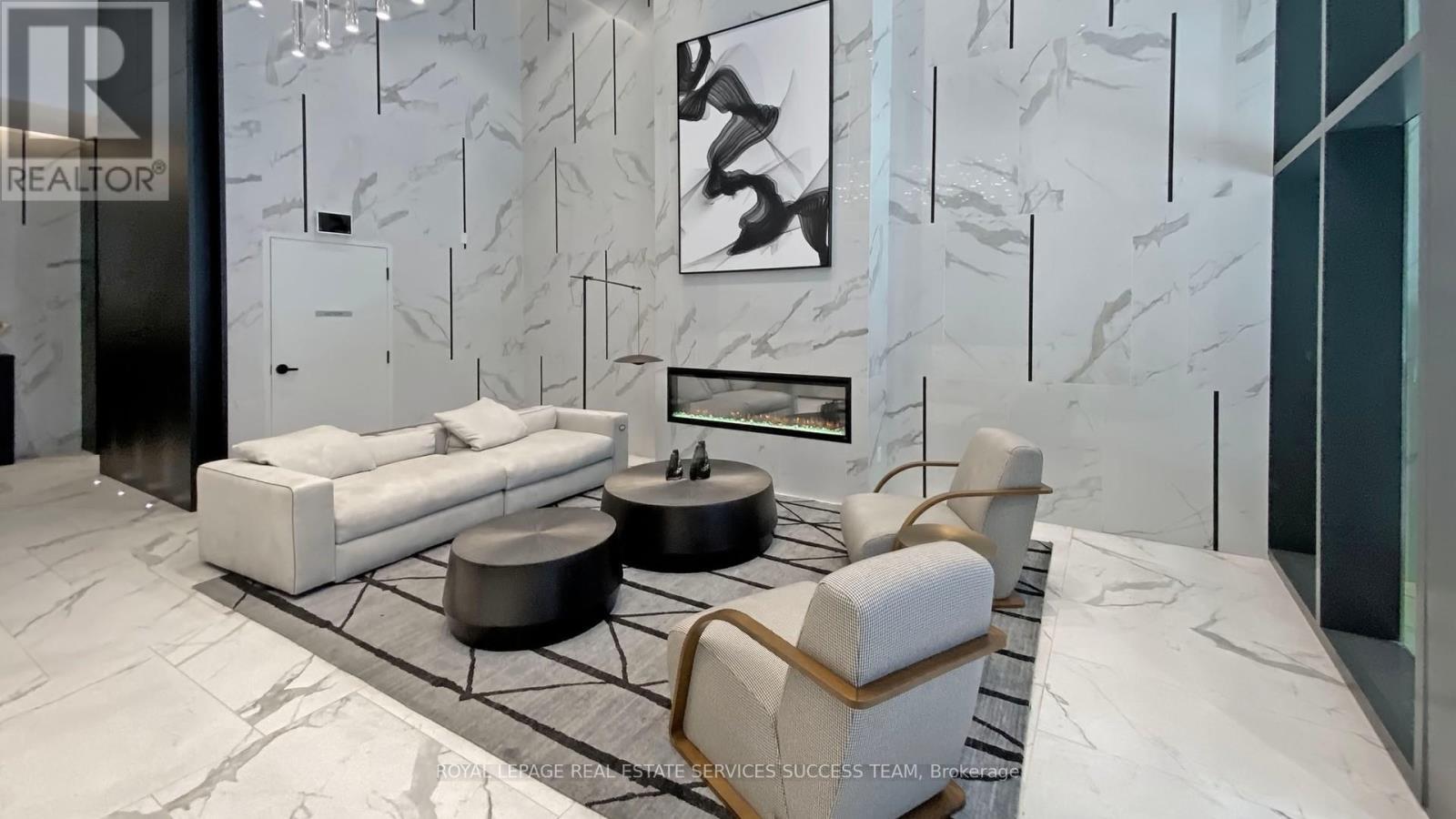 903 - 82 Dalhousie Street, Toronto, ON - Indoor With Fireplace