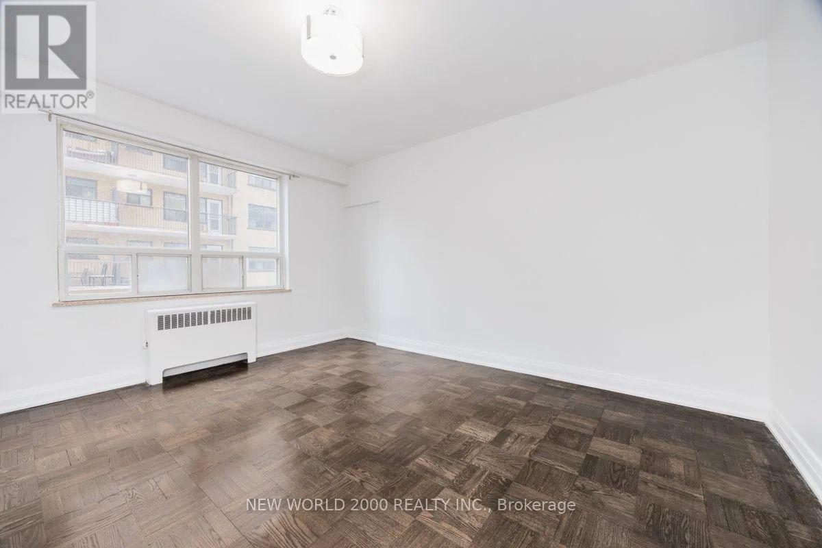 305 - 88 Bernard Avenue, Toronto, ON - Indoor Photo Showing Other Room