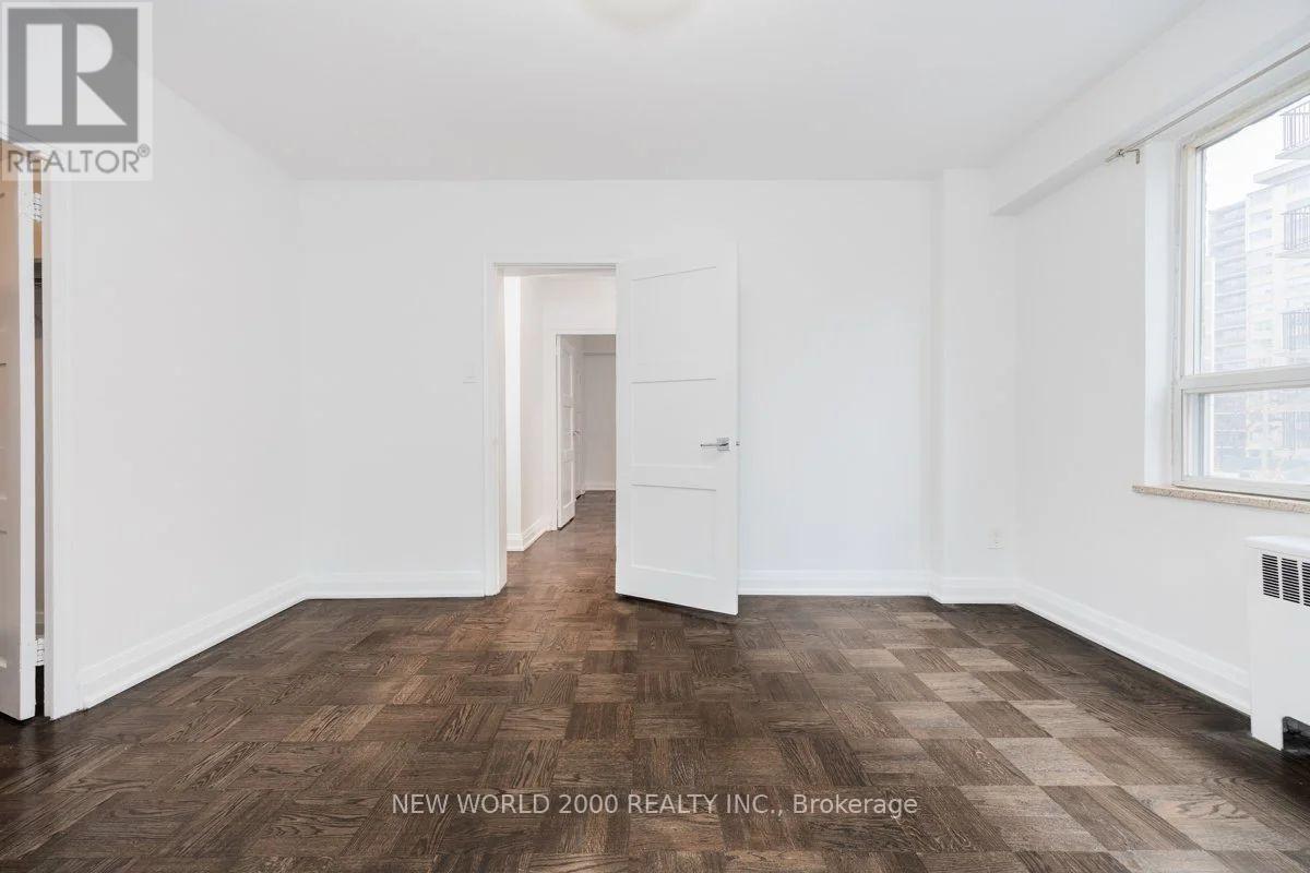 305 - 88 Bernard Avenue, Toronto, ON - Indoor Photo Showing Other Room