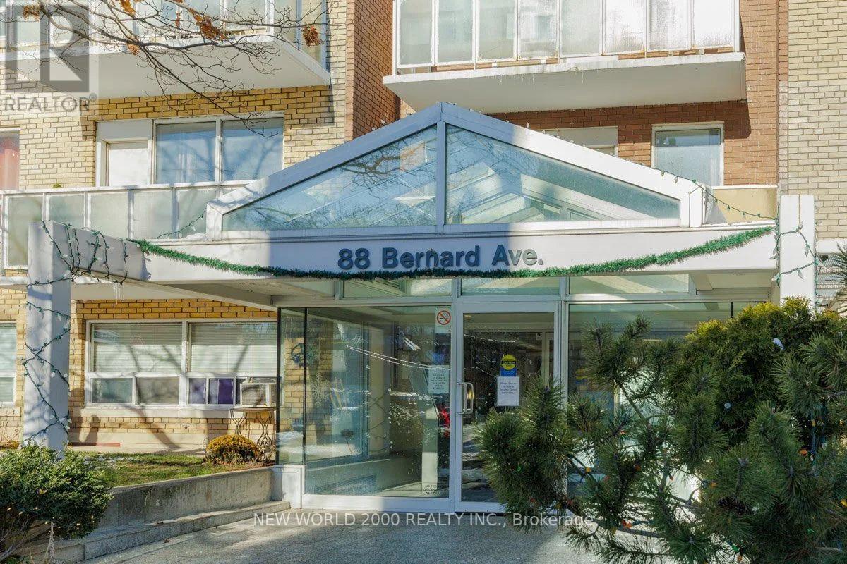 305 - 88 Bernard Avenue, Toronto, ON - Outdoor