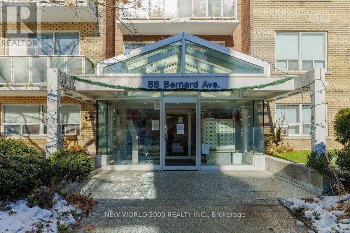 305 - 88 Bernard Avenue, Toronto, ON - Outdoor