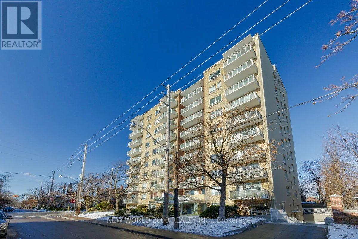 305 - 88 Bernard Avenue, Toronto, ON - Outdoor With Facade