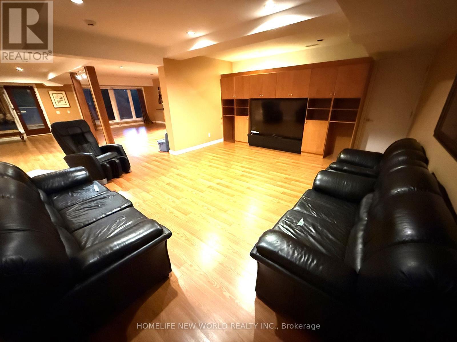 13867 Woodbine Avenue, Whitchurch-Stouffville, ON - Indoor