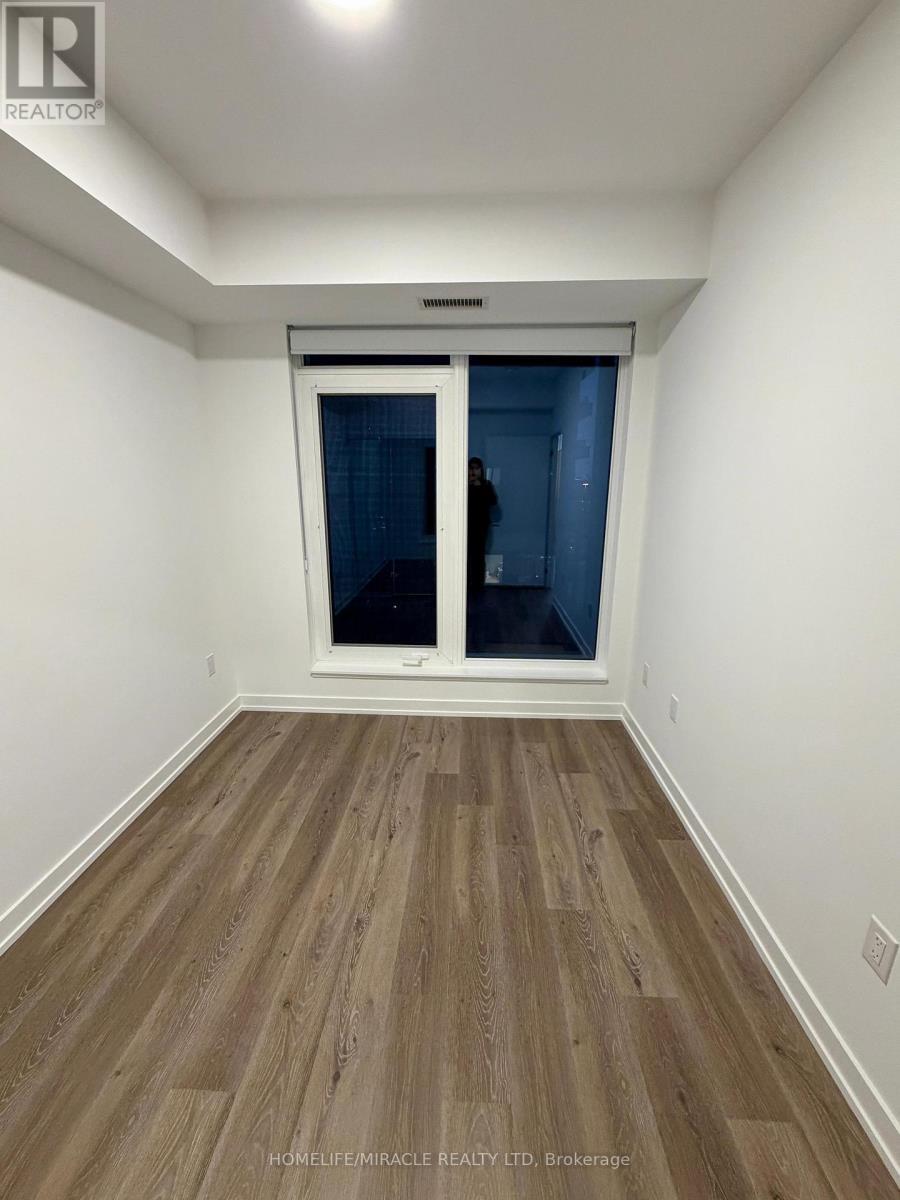 1711 - 395 Square One Drive, Mississauga, ON - Indoor Photo Showing Other Room