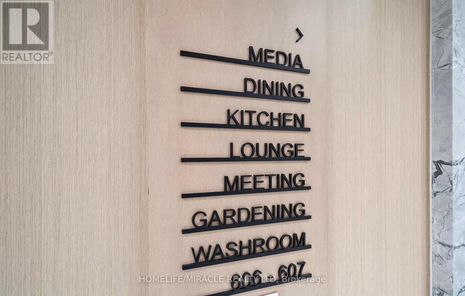 1711 - 395 Square One Drive, Mississauga, ON - Outdoor