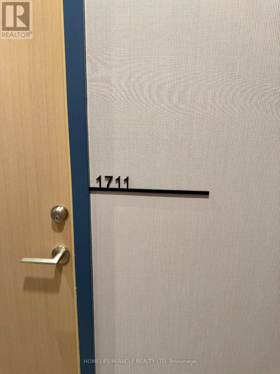 1711 - 395 Square One Drive, Mississauga, ON -