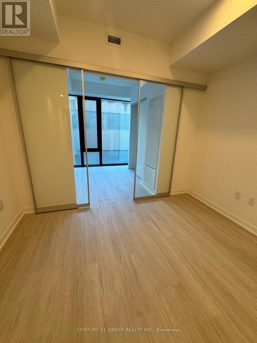 411 - 195 Mccaul Street, Toronto, ON - Indoor Photo Showing Other Room