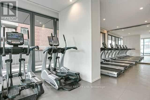 3505 - 159 Dundas Street E, Toronto, ON - Indoor Photo Showing Gym Room