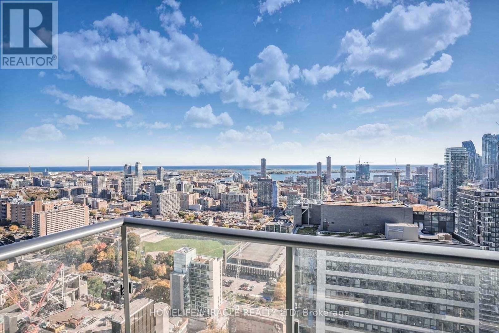 3505 - 159 Dundas Street E, Toronto, ON - Outdoor With Balcony With View