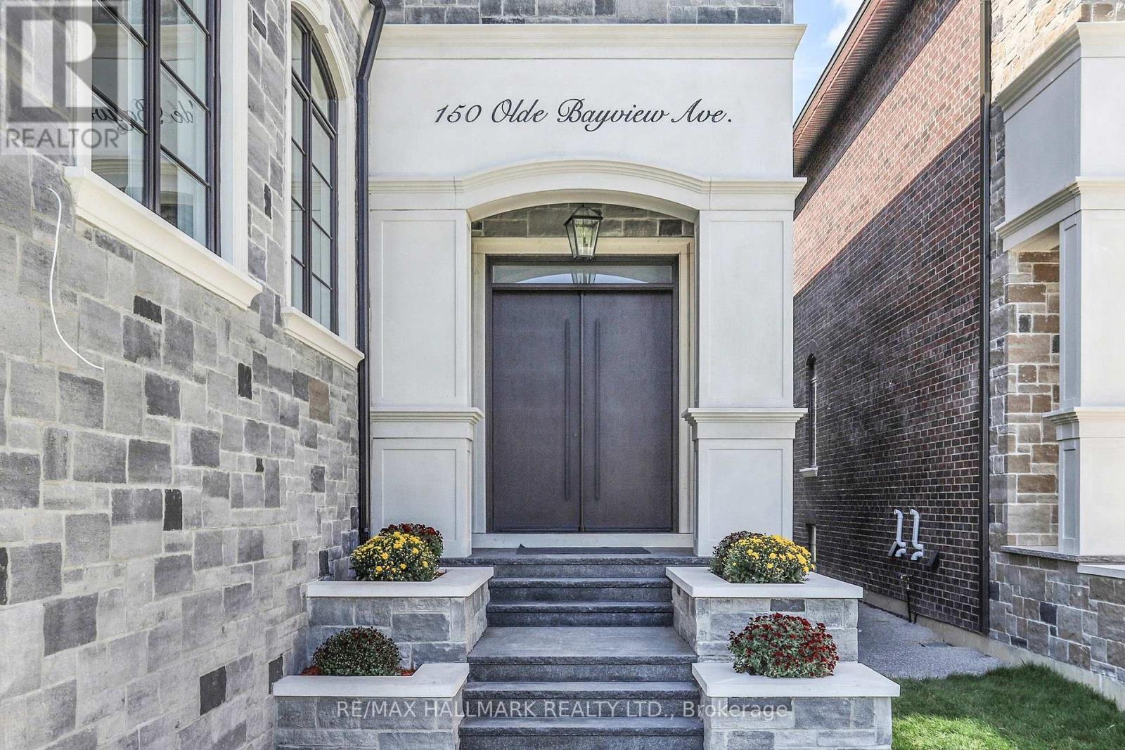 150 Olde Bayview Avenue, Richmond Hill, ON -