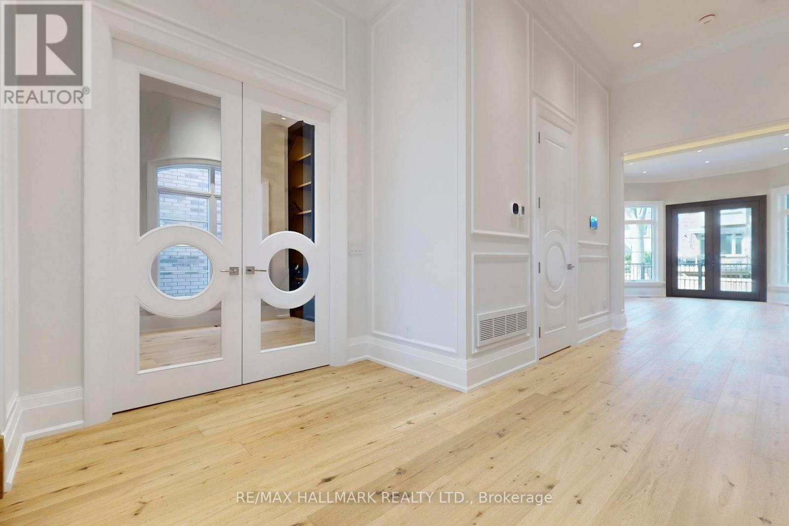 150 Olde Bayview Avenue, Richmond Hill, ON - Indoor Photo Showing Other Room