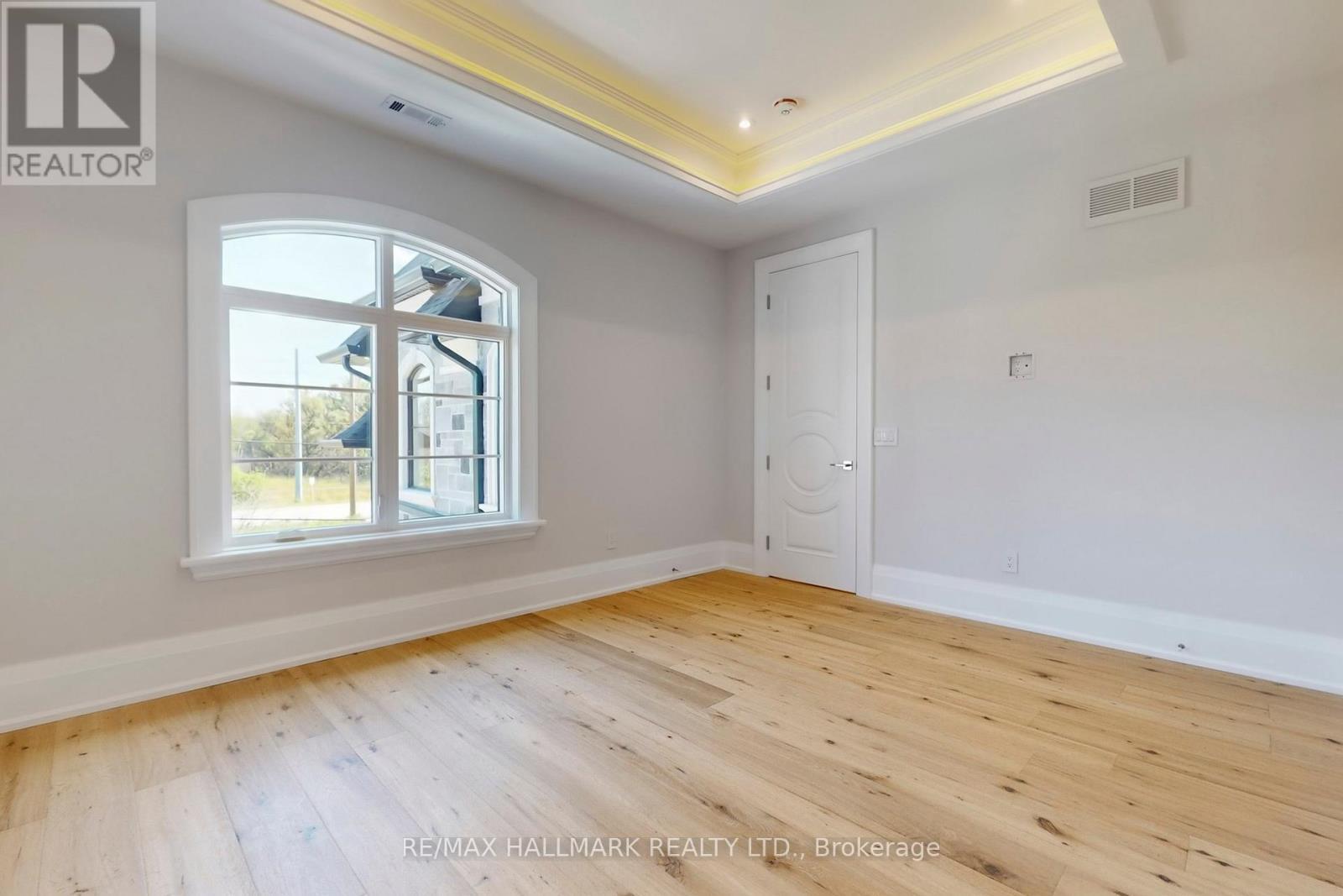 150 Olde Bayview Avenue, Richmond Hill, ON - Indoor Photo Showing Other Room