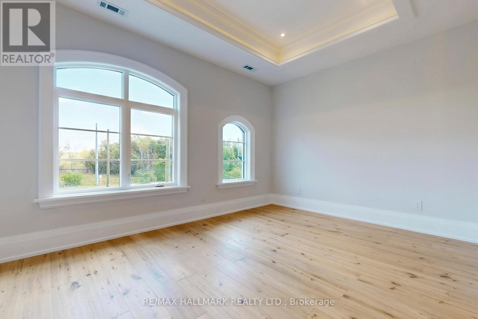 150 Olde Bayview Avenue, Richmond Hill, ON - Indoor Photo Showing Other Room